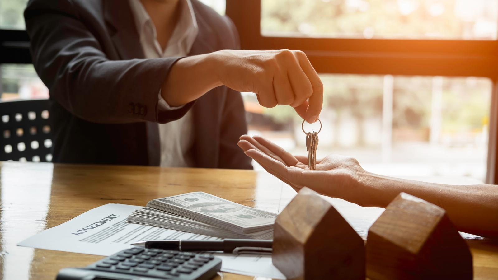 Read more about the article Refinancing in 2025: Why It’s a Smart Move—If You Shop Strategically