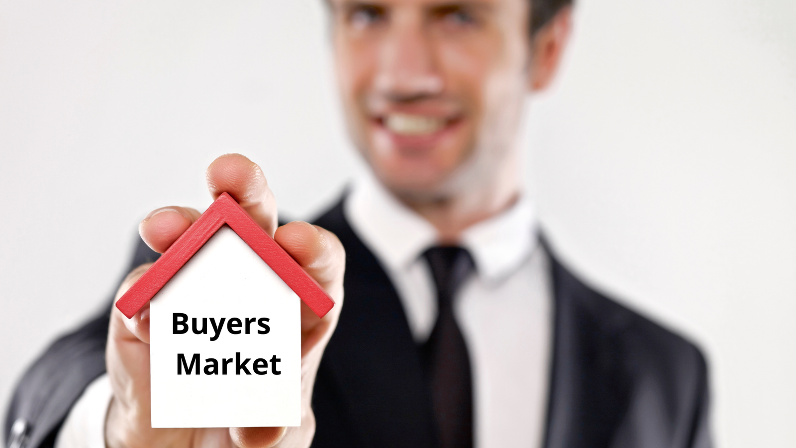 Read more about the article Homebuilders Are Slowing Down—Here’s Why That Might Be Good News for Buyers and the Market