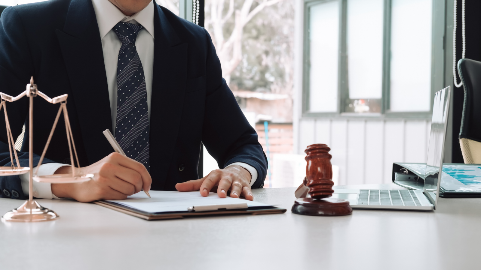 Read more about the article MV Realty’s 40-Year Listing Contracts Spark Legal Backlash: What Happens When Innovation Crosses the Line?